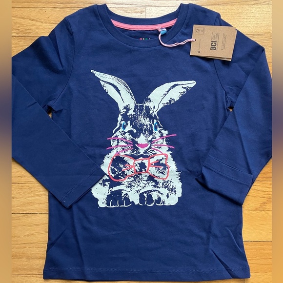 New w/tags - Mini Boden - Long sleeve t-shirt w/bunny / rabbit - Size 6-7 - Picture 1 of 6
